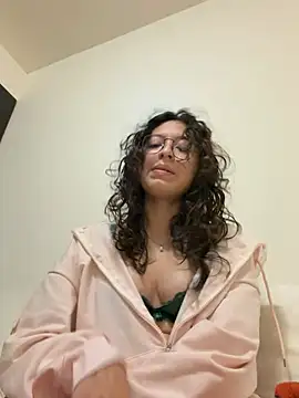 Snapshot of Alicatcua_ chatting on 02.06.26 Alicatcua online show from 02.06.26