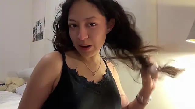 Snapshot of Alicatcua_ chatting on 02.09.26 Alicatcua online show from 02.09.26