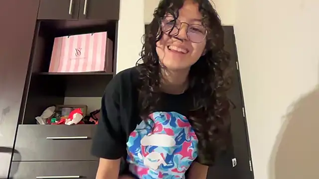 Snapshot of Alicatcua_ chatting on 02.28.26 Alicatcua online show from 02.28.26