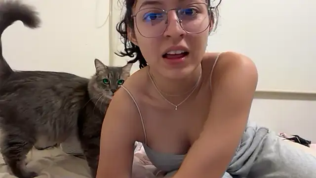 Alicatcua  online show from 05.08.26