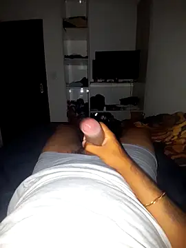 Snapshot of marco_Anthony75 chatting on 12.04.25 marco Anthony75 online show from 12.04.25