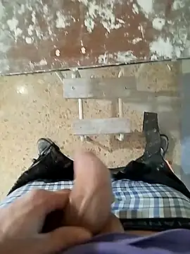 Snapshot of nofaceloverss chatting on 11.28.25 nofaceloverss online show from 11.28.25