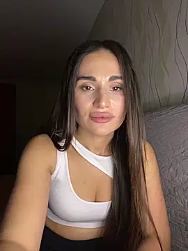 Snapshot of MonikaSi chatting on 01.05.26 MonikaSi online show from 01.05.26