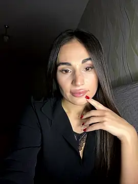 Snapshot of MonikaSi chatting on 01.08.26 MonikaSi online show from 01.08.26