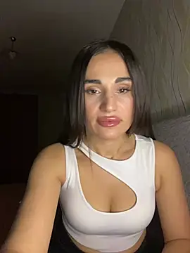 Snapshot of MonikaSi chatting on 01.10.26 MonikaSi online show from 01.10.26