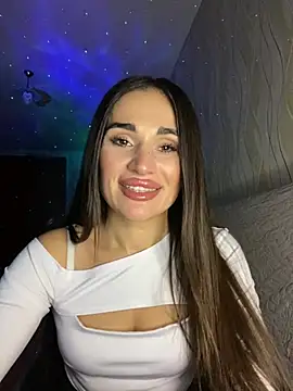 Snapshot of MonikaSi chatting on 01.16.26 MonikaSi online show from 01.16.26