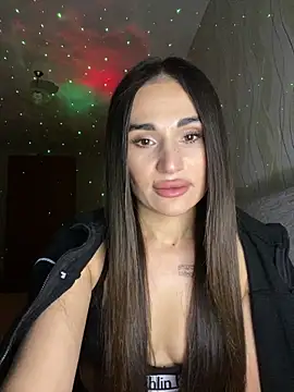 Snapshot of MonikaSi chatting on 02.02.26 MonikaSi online show from 02.02.26