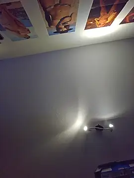 Snapshot of sexyhexy666 chatting on 12.14.25 sexyhexy666 online show from 12.14.25