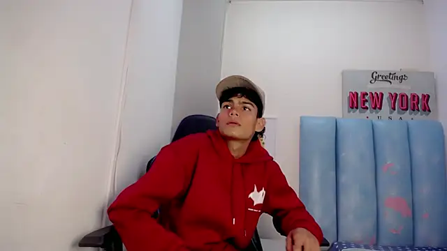 Snapshot of Lil_babyyy_ chatting on 12.15.25 Lil babyyy online show from 12.15.25