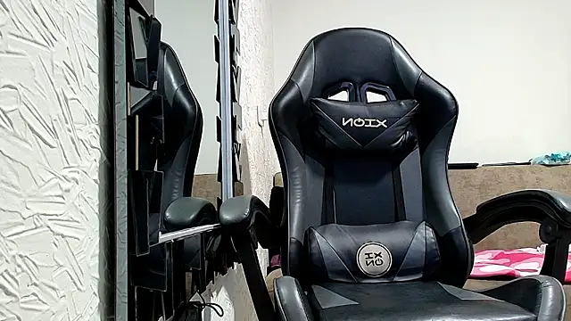 Nahomi rous777 online show from 02.15.26