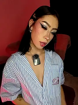 Snapshot of Ounla_Sweet chatting on 04.03.26 Ounla Sweet online show from 04.03.26