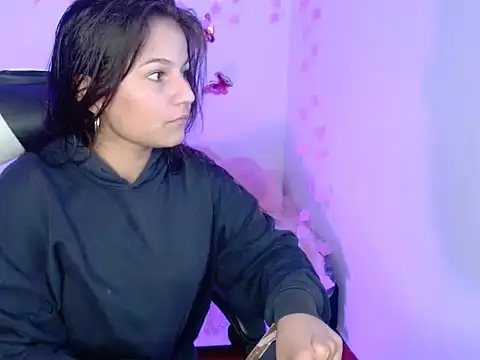 Snapshot of Nina__666 chatting on 12.15.25 Nina 666 online show from 12.15.25