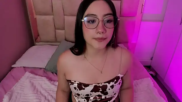 Nana  S online show from 03.05.26