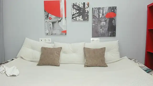 Comely Camillla online show from 02.15.26