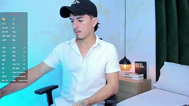 Snapshot of Justin_duque chatting on 12.04.25 Justin duque online show from 12.04.25