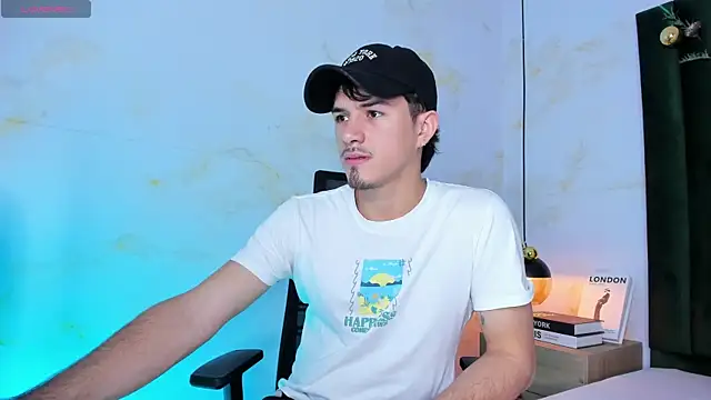 Snapshot of Justin_duque chatting on 12.15.25 Justin duque online show from 12.15.25