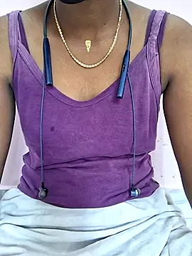 Snapshot of Tamil_Laksh chatting on 12.05.25 Tamil Laksh online show from 12.05.25