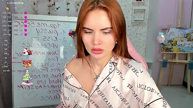 Anna Dreamer online show from 12.03.25