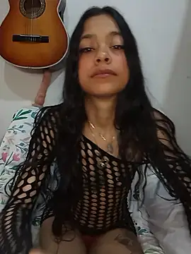 Emma Everett online show from 12.03.25