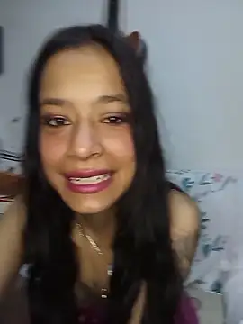 Emma Everett online show from 12.05.25