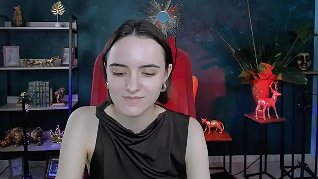 KateWillows online show from 04.24.26