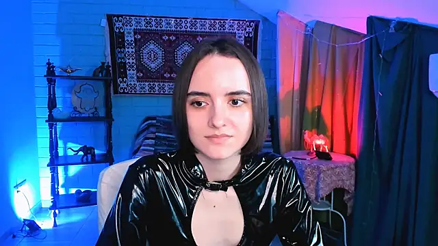 KateWillows online show from 05.01.26