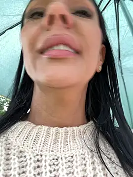 SofhiaTaylor online show from 03.12.26