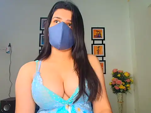 Snapshot of magical_ishika chatting on 12.01.25 magical ishika online show from 12.01.25