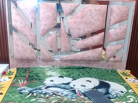 Snapshot of sandy_andderson chatting on 12.05.25 sandy andderson online show from 12.05.25