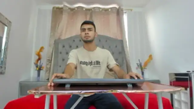 WillSainz online show from 12.18.25