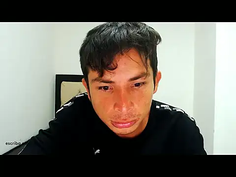 Snapshot of albeirothh chatting on 12.01.25 albeirothh online show from 12.01.25