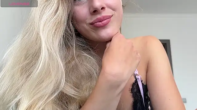 evy miu online show from 08.02.26
