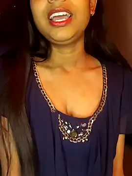 Snapshot of RESHMA01 chatting on 11.30.25 RESHMA01 online show from 11.30.25