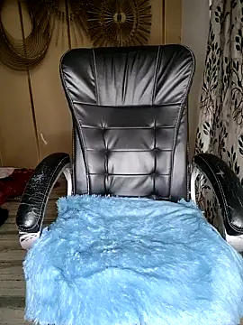 Snapshot of RESHMA01 chatting on 12.04.25 RESHMA01 online show from 12.04.25