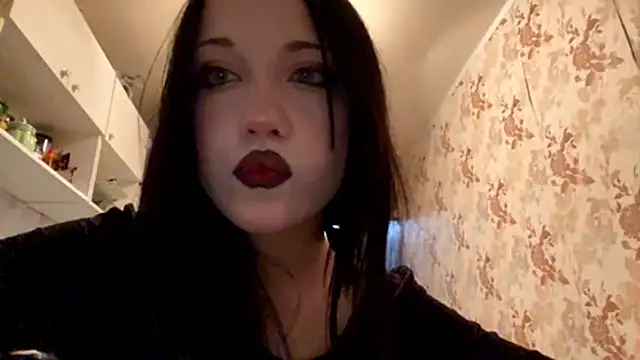 Snapshot of ZeeHope chatting on 12.20.25 ZeeHope online show from 12.20.25