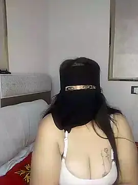 Snapshot of lolotheone chatting on 02.02.26 lolotheone online show from 02.02.26