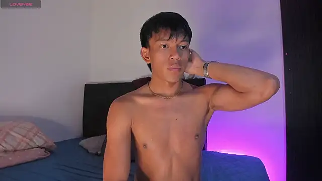 santinaughty online show from 02.06.26