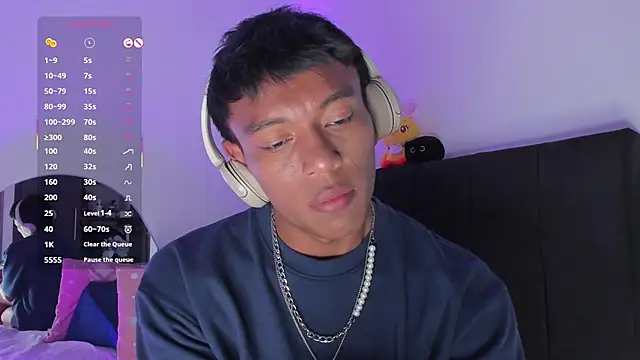 santinaughty online show from 03.03.26