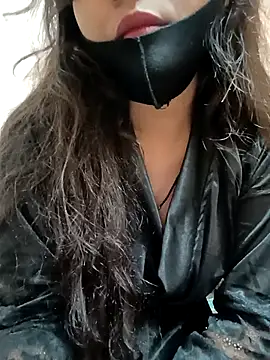 Snapshot of Rukmadi_hot chatting on 12.19.25 Rukmadi hot online show from 12.19.25