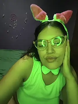 Snapshot of eviltati chatting on 04.03.26 eviltati online show from 04.03.26