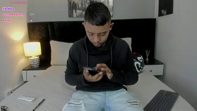 BASTIAN NICOLAS  online show from 12.19.25