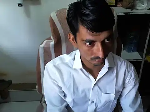 Snapshot of TwinklyBasket897 chatting on 12.04.25 TwinklyBasket897 online show from 12.04.25