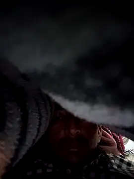 Snapshot of TwinklyBasket897 chatting on 12.05.25 TwinklyBasket897 online show from 12.05.25