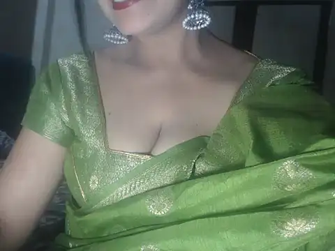 Hotronita123 online show from 04.20.26