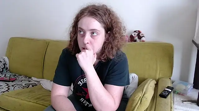 DeliaBlew online show from 05.19.26