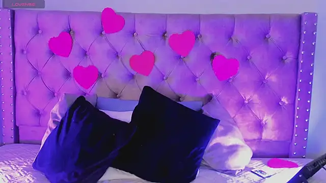 Mylarossi online show from 02.08.26