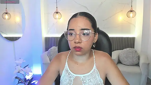 alana martiins online show from 06.07.26