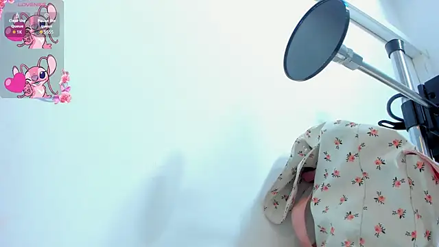 Miia cute18 online show from 04.19.26