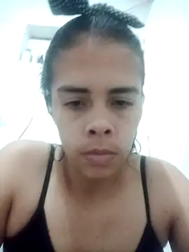 Snapshot of Isabella_Evanss chatting on 12.14.25 Isabella Evanss online show from 12.14.25