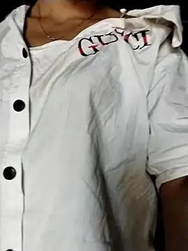 Snapshot of iam-eli chatting on 12.03.25 iam-eli online show from 12.03.25